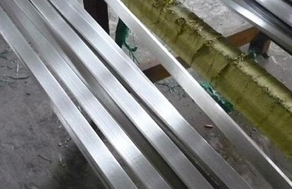 ����ֱ��