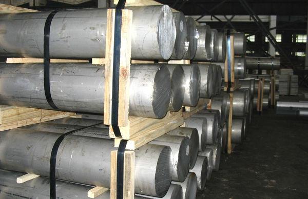 �����Բ��