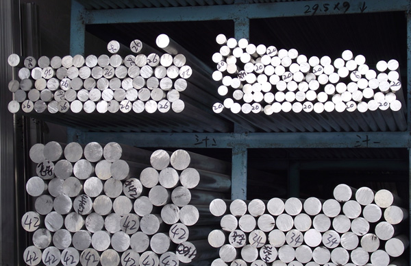 �����Բ��